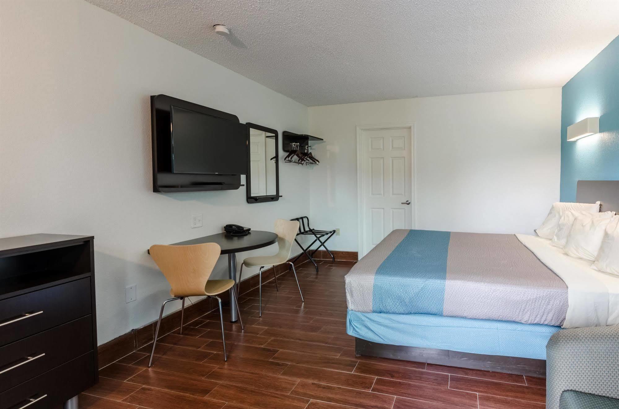Motel 6-Lexington, Va ภายนอก รูปภาพ